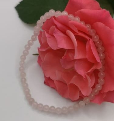 Bracelet en Quartz Rose 4 mm « L’Énergie Douce de l’Amour »