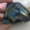 Bloc en labradorite - Pierre idéale pour thérapeutes, alliant protection énergétique et équilibre émotionnel en lithothérapie